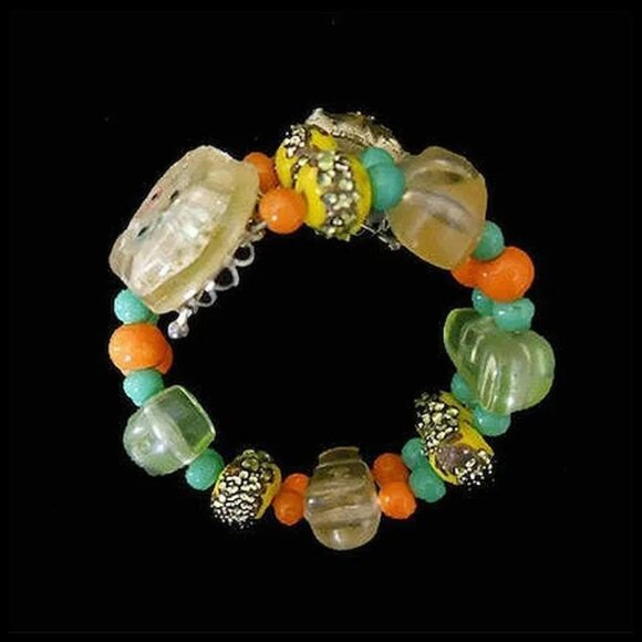 Vintage Lucite Tropical Fruit Salad Beaded Wrap Bracelet Retro Style - Picture 6 of 11